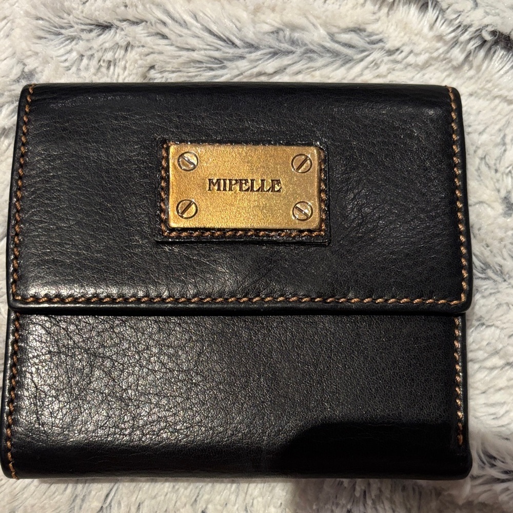 Mipelie Black Leather Wallet with Gold Plate nWOT gorgeous leather